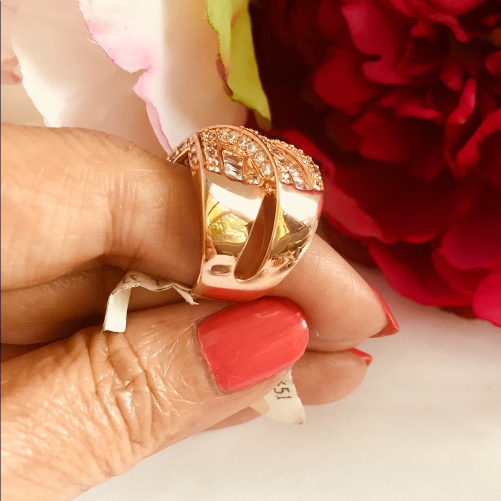 Gold rose ring - Picture 5 of 6